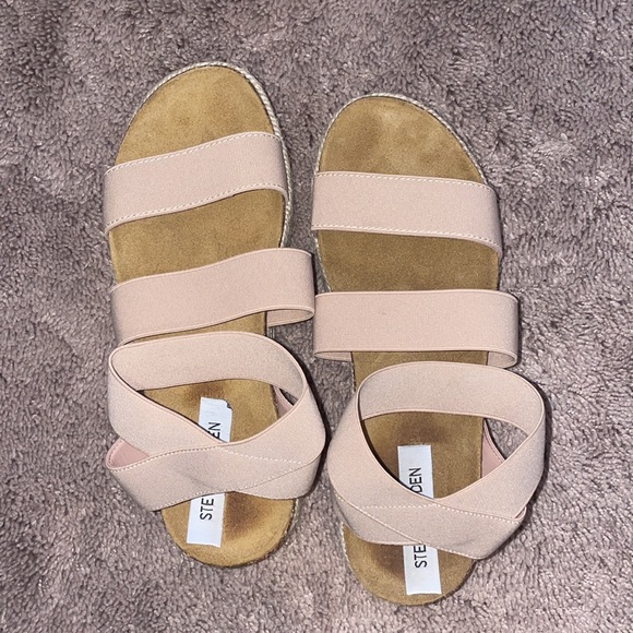Steve Madden sandals - Picture 2 of 4
